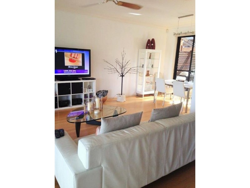 1/96 RAILWAY PARADE, Norman Park QLD 4170