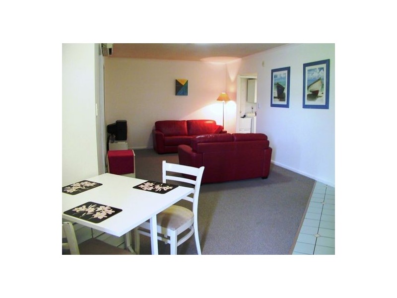 224/85 DEAKIN STREET, Kangaroo Point QLD 4169