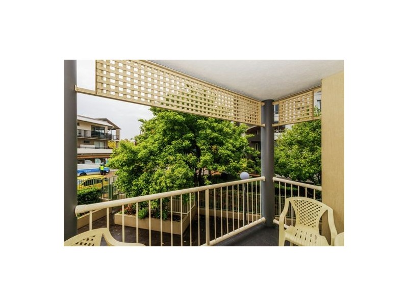 224/85 DEAKIN STREET, Kangaroo Point QLD 4169