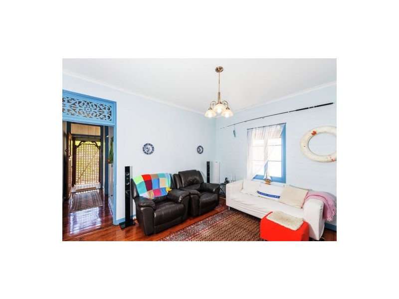 36. LOUISA STREET, Highgate Hill QLD 4101
