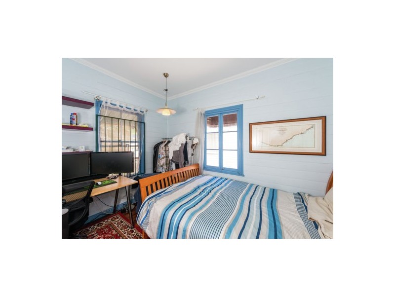 36. LOUISA STREET, Highgate Hill QLD 4101