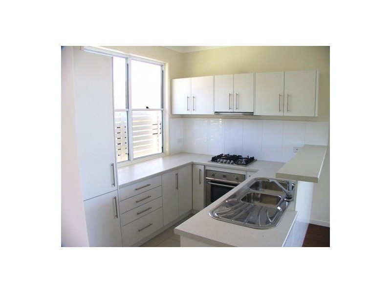 18. NOELA STREET, Coorparoo QLD 4151