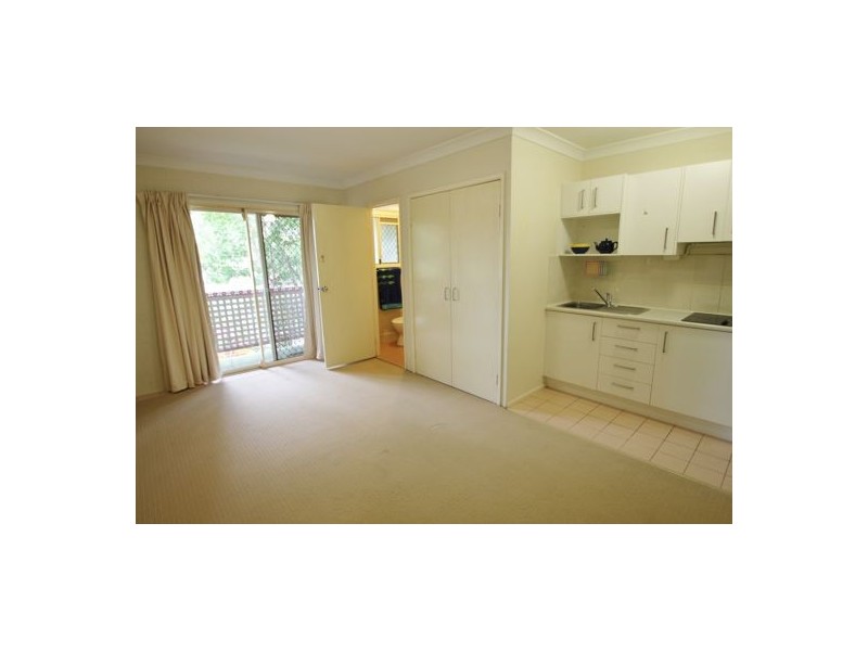 4/76 LISBURN STREET, East Brisbane QLD 4169