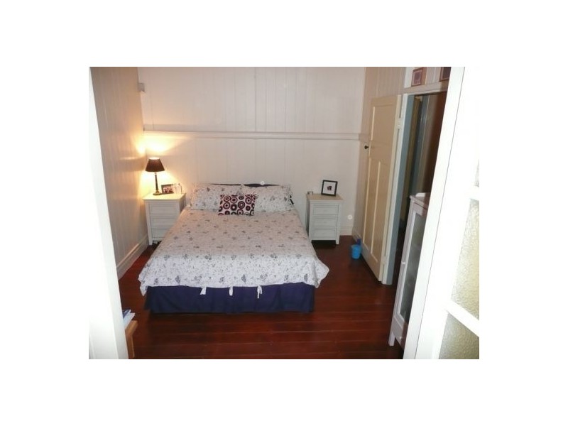 25 NORTHCOTE STREET, East Brisbane QLD 4169