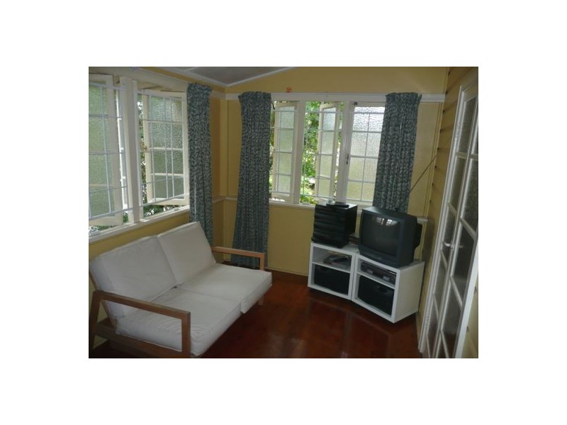 25 NORTHCOTE STREET, East Brisbane QLD 4169