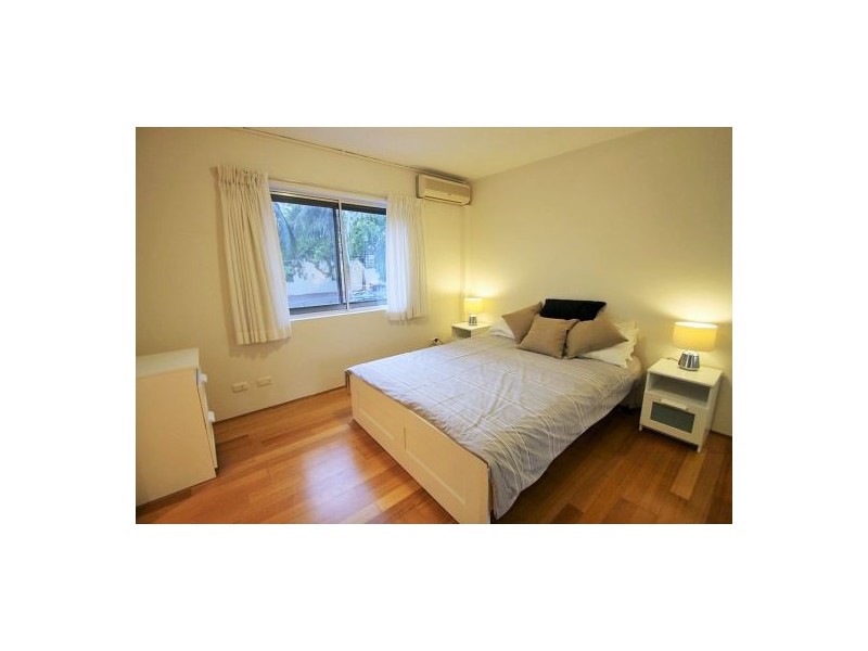 04/245 MAIN STREET, Kangaroo Point QLD 4169