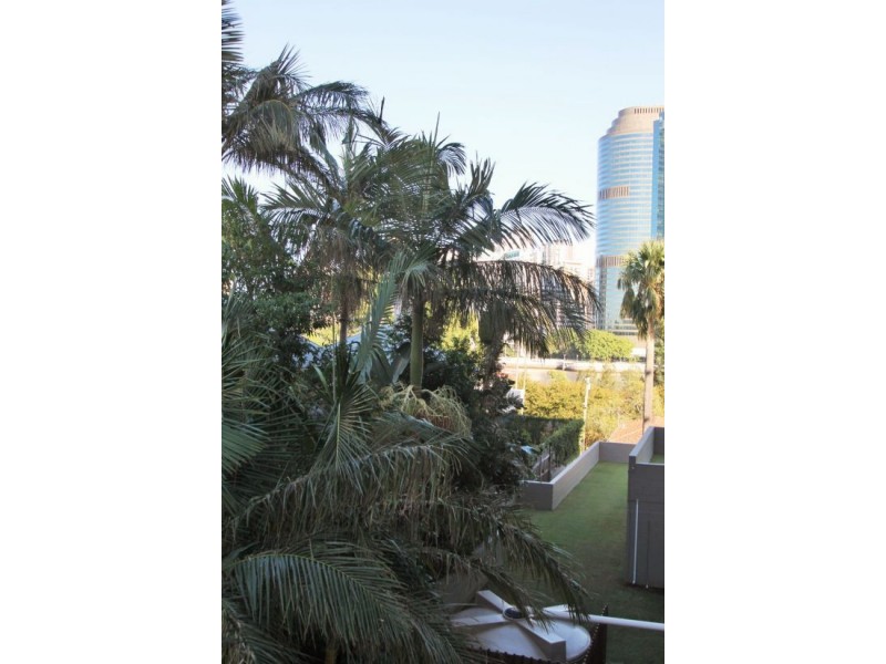 04/245 MAIN STREET, Kangaroo Point QLD 4169