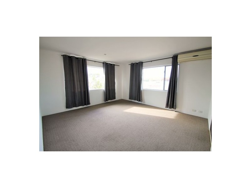 8.20 POTTS STREET, East Brisbane QLD 4169