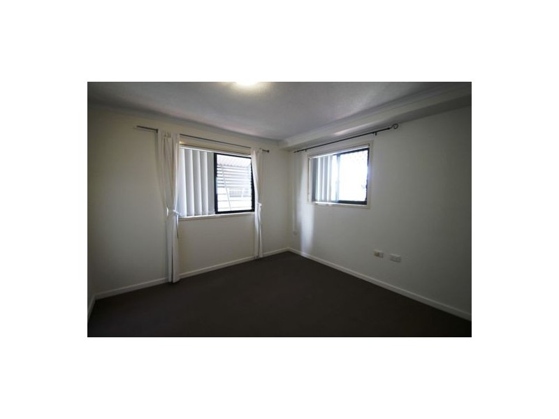 15/106 Linton Street, Kangaroo Point QLD 4169
