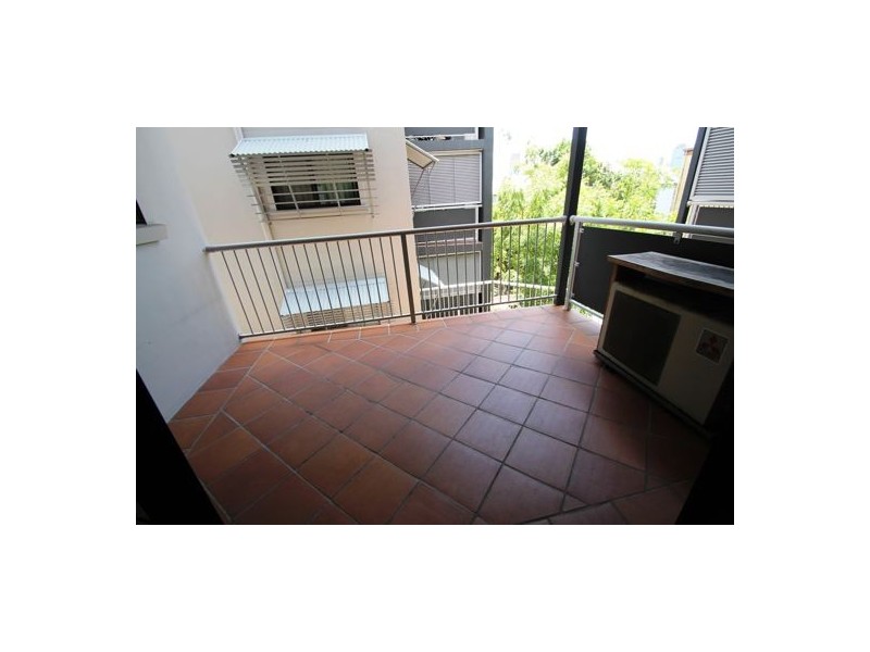 15/106 Linton Street, Kangaroo Point QLD 4169