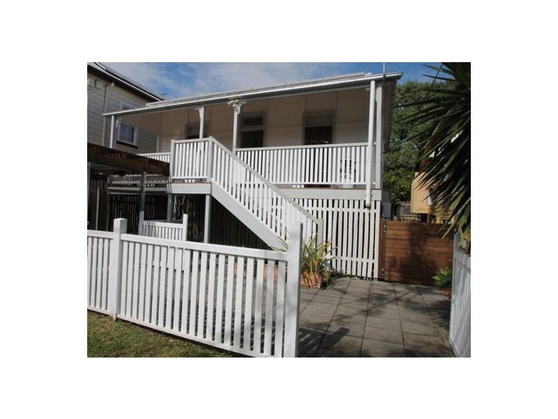 10 LINE STREET, Woolloongabba QLD 4102