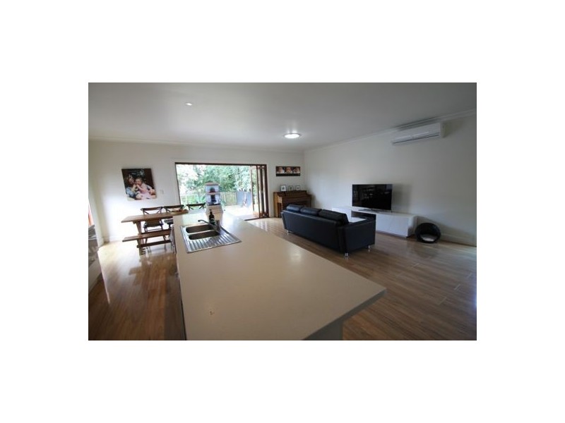 10 LINE STREET, Woolloongabba QLD 4102