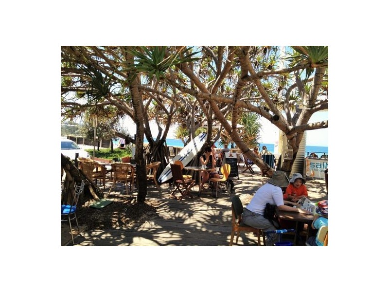 4.1 WARNE TERRACE, Kings Beach QLD 4551