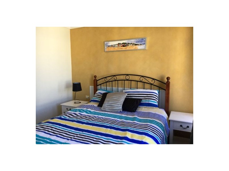 4.1 WARNE TERRACE, Kings Beach QLD 4551