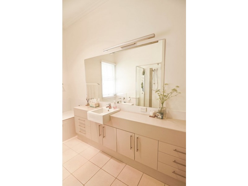 1/40 Mansfield Street, Coorparoo QLD 4151