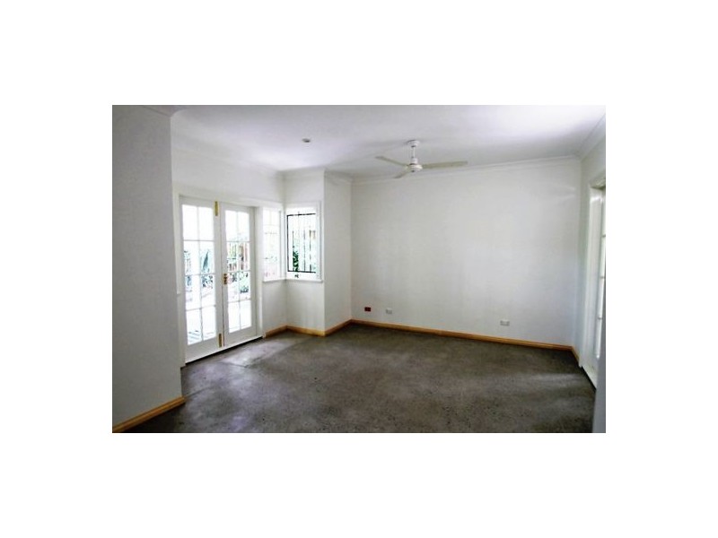 44. BARKER STREET, East Brisbane QLD 4169
