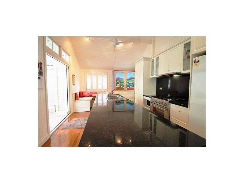 44. BARKER STREET, East Brisbane QLD 4169