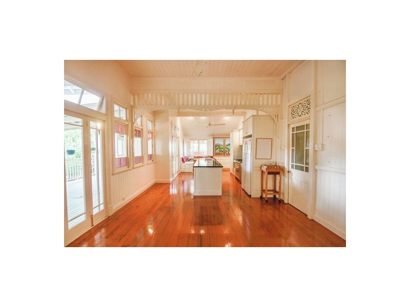 44 Barker Street, East Brisbane QLD 4169