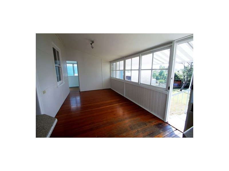 9 PORTLAND STREET, Annerley QLD 4103