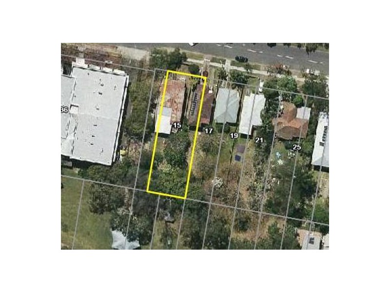 15 Witton Road, Indooroopilly QLD 4068