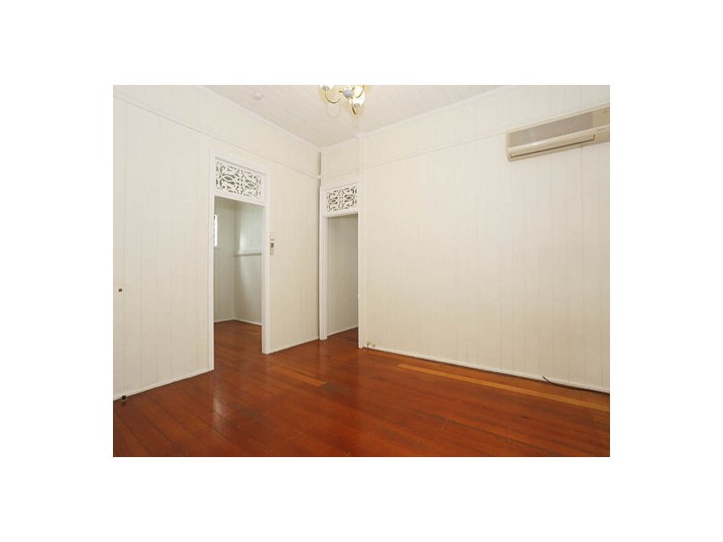 35 NORMAN ST, East Brisbane QLD 4169