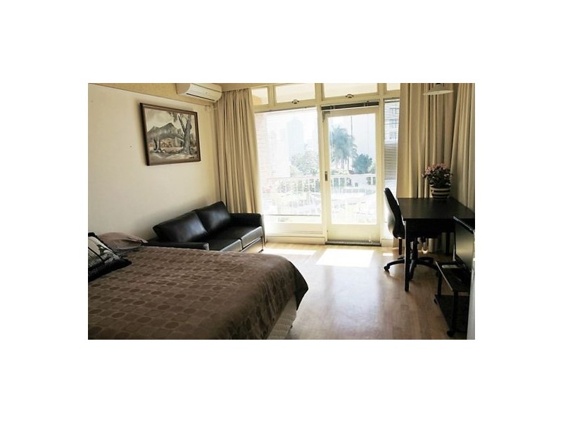 208.355 MAIN STREET, Kangaroo Point QLD 4169