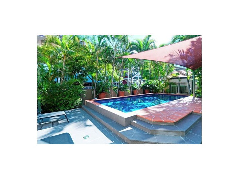 224.85 DEAKIN STREET, Kangaroo Point QLD 4169