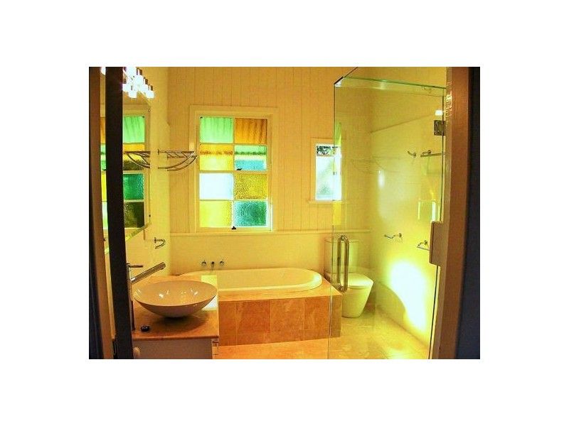 23 MALORY STREET, Balmoral QLD 4171