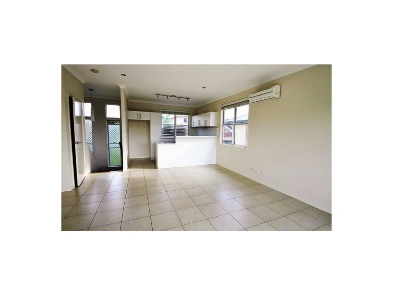 18 NOELA STREET, Coorparoo QLD 4151