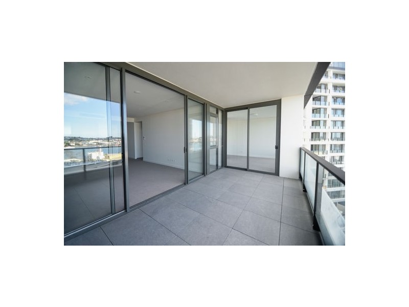 1095/12 Longland Street, Newstead QLD 4006