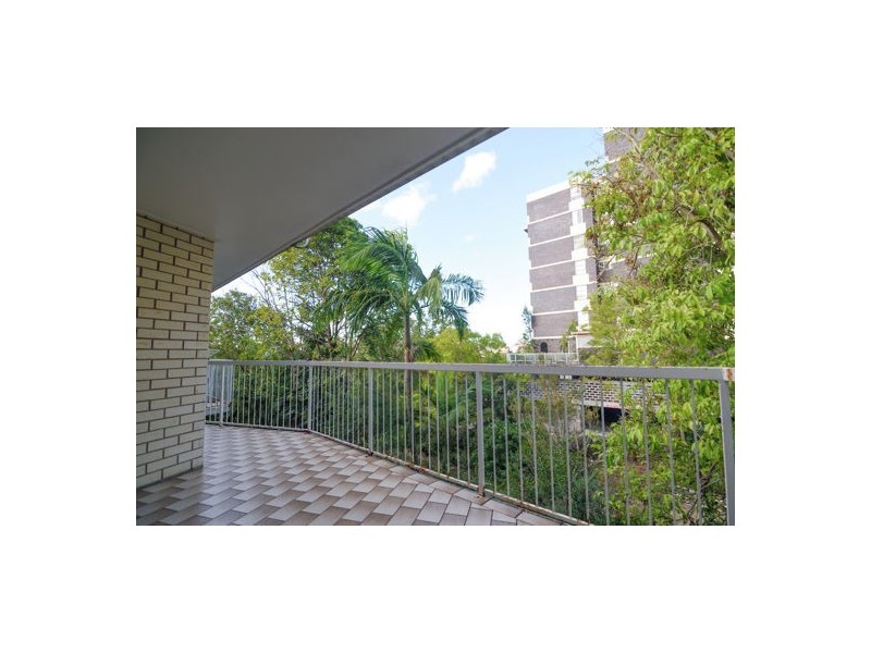 7.96 DORNOCH TCE, Highgate Hill QLD 4101