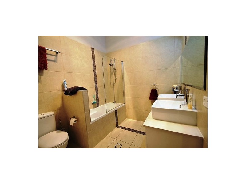 57 FISHER STREET, East Brisbane QLD 4169