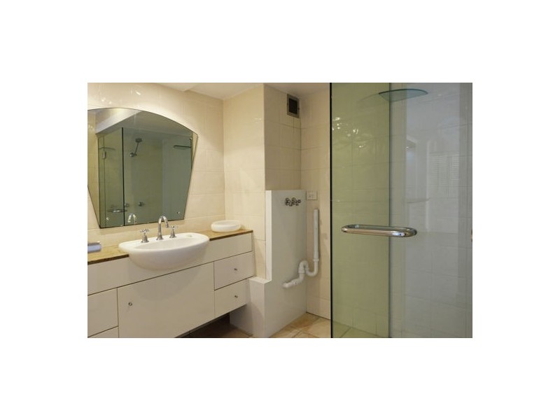 8/237 WELLINGTON RD, East Brisbane QLD 4169