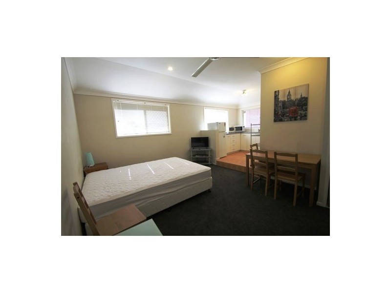 8/5 BRUNSWICK STREET, Spring Hill QLD 4000