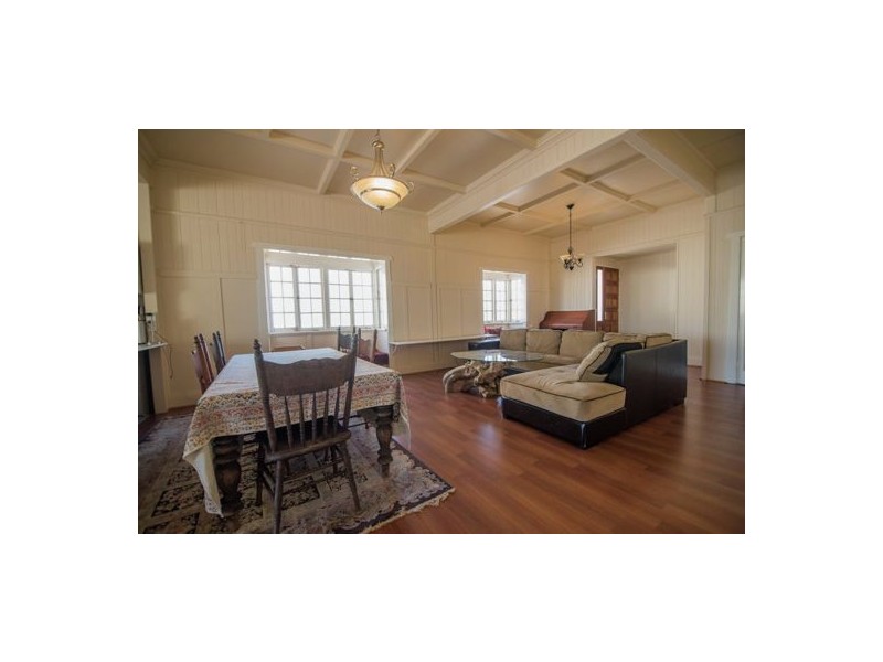 378 Cavendish Road, Coorparoo QLD 4151