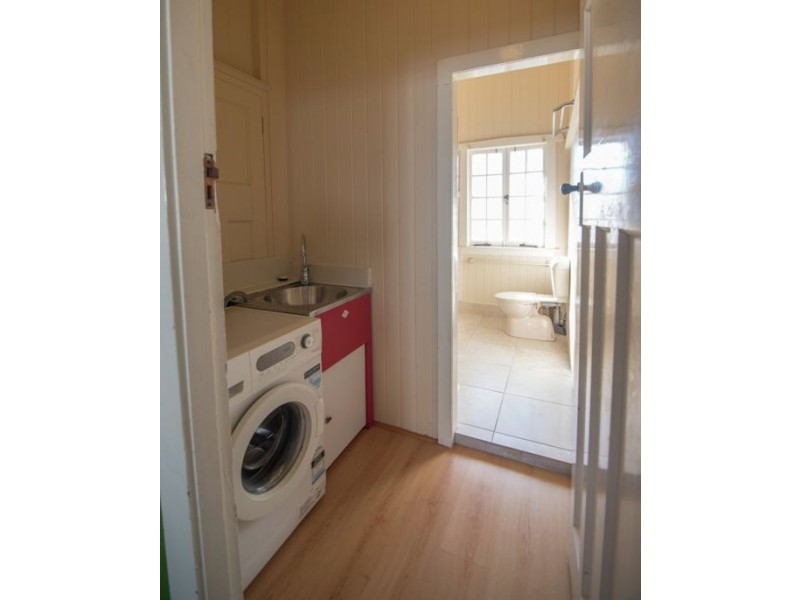 378 Cavendish Road, Coorparoo QLD 4151