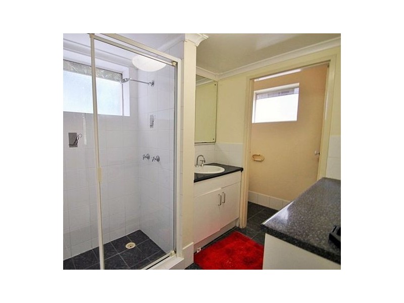 4/53 THORN STREET, East Brisbane QLD 4169