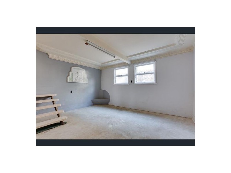 947 STANLEY STREET, East Brisbane QLD 4169