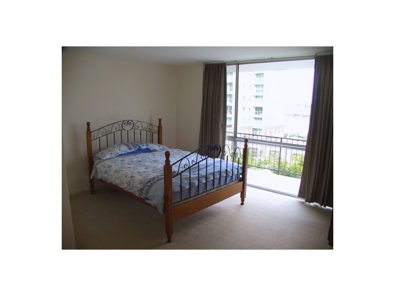 24 CASTLEBAR STREET, Kangaroo Point QLD 4169
