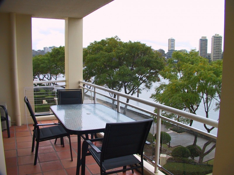 Kangaroo Point QLD 4169