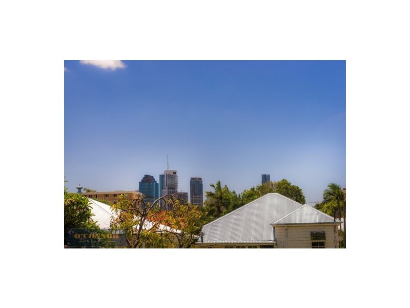 29 Lockerbie Street, Kangaroo Point QLD 4169