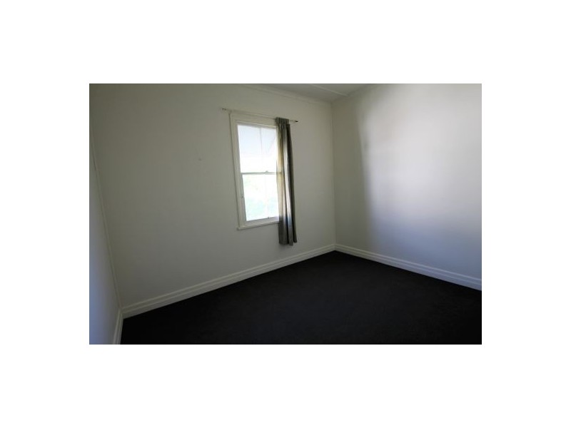 64 LOCKERBIE STREET, Kangaroo Point QLD 4169