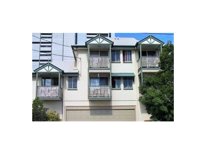 12/27 PRINCESS STREET, Kangaroo Point QLD 4169