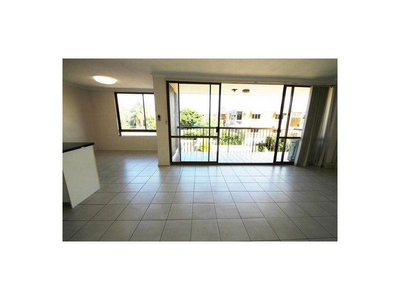 5/89 THORN STREET, Kangaroo Point QLD 4169