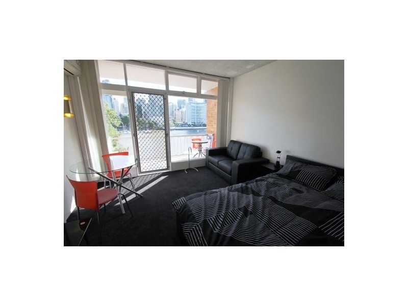 46.355 MAIN STREET, Kangaroo Point QLD 4169