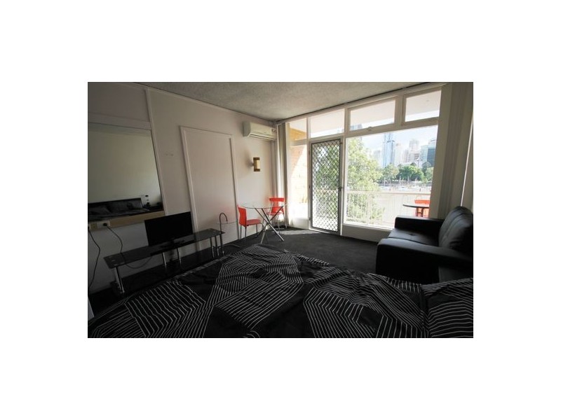 46.355 MAIN STREET, Kangaroo Point QLD 4169