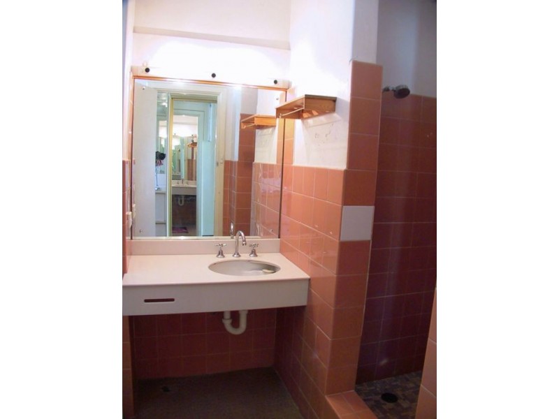 46.355 MAIN STREET, Kangaroo Point QLD 4169