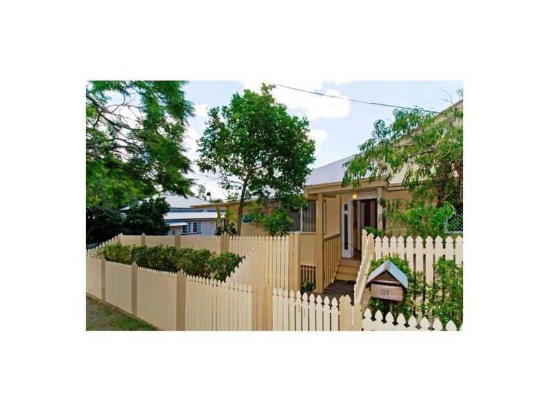 5.31 ADAMSON STREET, Wooloowin QLD 4030