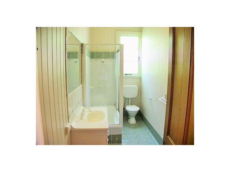 .33 NORMAN STREET, East Brisbane QLD 4169