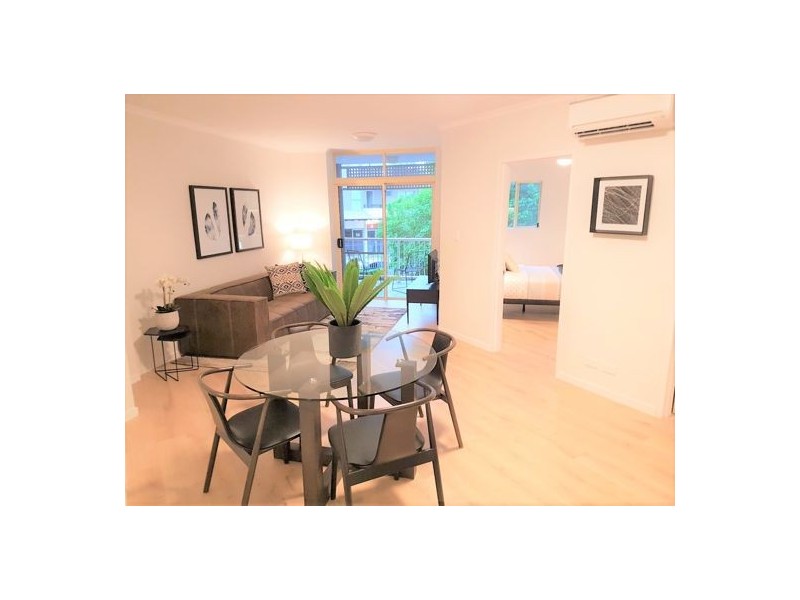 224.85. DEAKIN STREET, Kangaroo Point QLD 4169